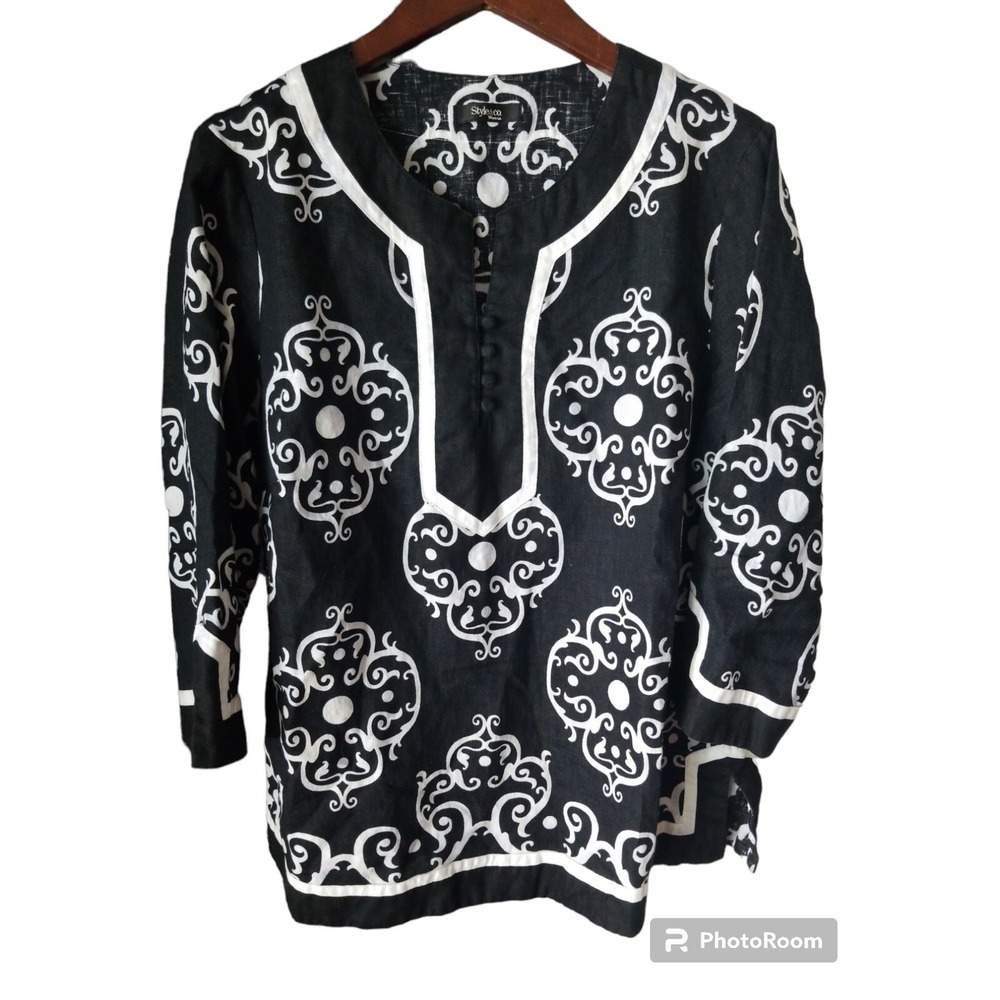 STYLE & CO Woman Linen V Neck Long Sleeve Floral Print Black White Tunic